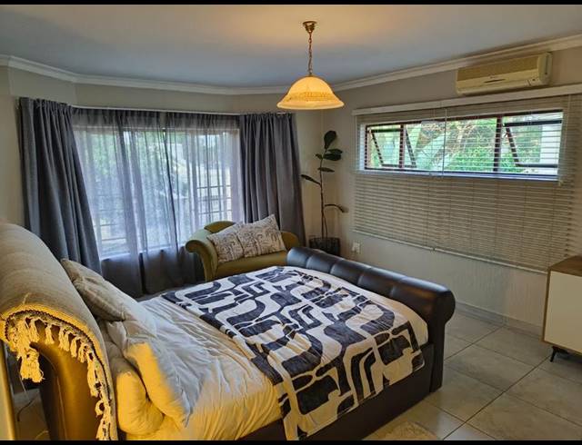 4 BEDROOM HOUSE FOR SALE IN SILVER LAKES GOLF ESTATE